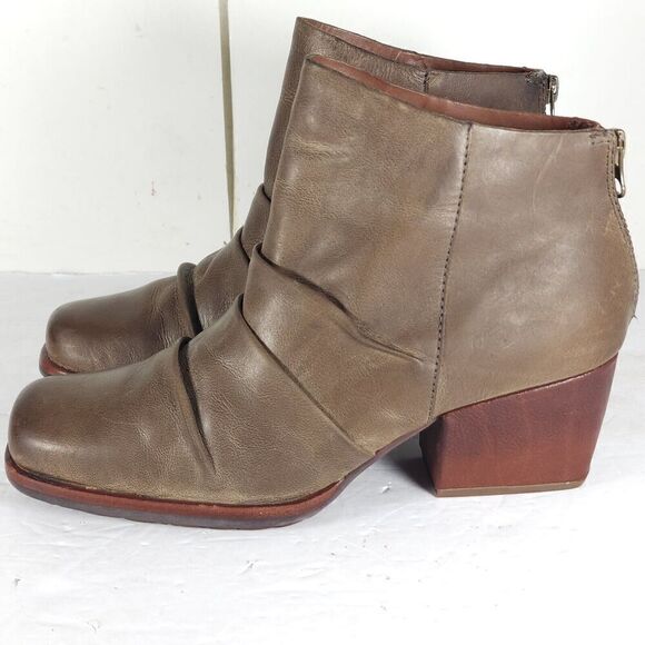 Kork Ease Women's Kissel US8M Brown Leather Back Zip Square Toe Ankle Boots - Picture 2 of 15